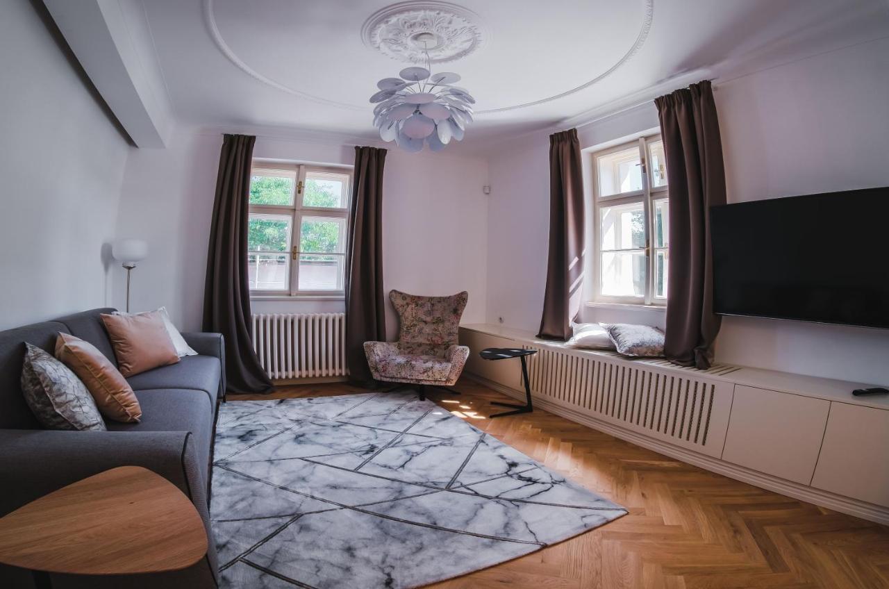 Vila Prazska วัลคาบี ภายนอก รูปภาพ